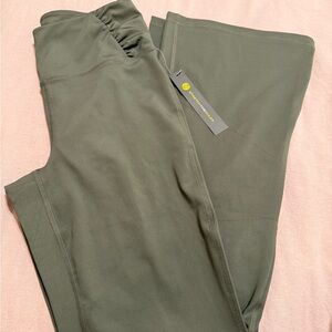 Olive Green Women's Leggings